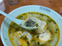 -潘国仙耳光馄饨(黄家阙路店)