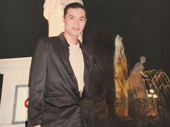 -金东尼人妖秀
