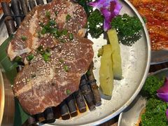 -明洞阿姨·韩式酱蟹烤肉·创意料理(三元桥店)