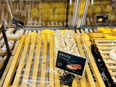 坚果毛毛虫-可莎蜜兒(金城店)