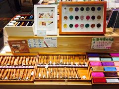 面包甜点陈列柜-猫的天空之城概念书店(苏州诚品店)