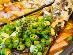 碧绿青椒芒果烤鱼-夯鱼烤鱼·尔滨地标美食(国展店)