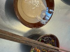 -鹿鸣山草本茶香火锅(园西路店)