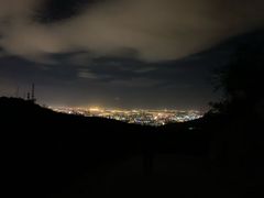 -鬼笑石后山停车场