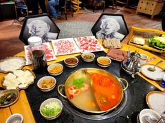 -顶顶汤火牛排火锅·经典铜锅涮肉