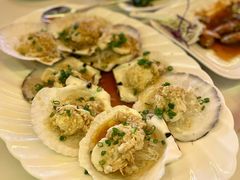 蒜蓉粉丝蒸元贝-凤城礼记鱼翅海鲜酒家(百老汇店)