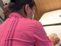 -麦当劳(上海虹桥站30B检票口楼上)