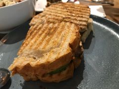 瑞士奶酪烤牛肉-Moka Bros 摩卡站(嘉华店)