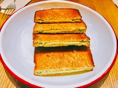 咖椰吐司-HELLO 27 意面·沙拉·帕尼尼