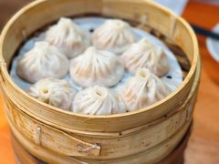 -莱莱小笼·乔艾