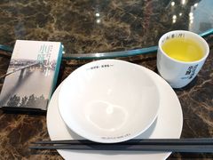 -小城故事餐饮服务有限公司