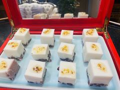 -品海楼·大连海胆锅贴馆(东港店)
