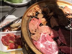 -山焱·炭火自助烤肉(周浦万达店)