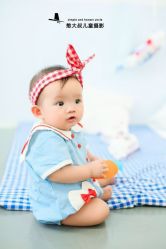 -憨大叔摄影馆80店连锁(诸暨店)