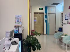 -维乐口腔(美维云门诊陆家嘴店)