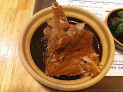 -万和春排骨砂锅米饭(新业广场店)