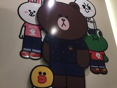 -LINE FRIENDS Garosu-gil Flagship Store