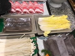 -疯狂的筷子老灶九宫格火锅