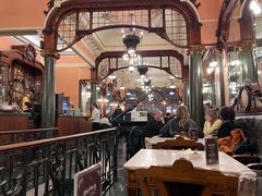 -Majestic Café