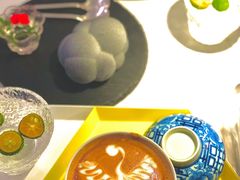 小鸡蹲蘑菇-茶是一枝花泡茶店