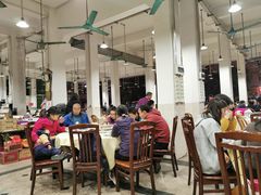 大堂-标记美食新鲜猪杂(兴南大道店)
