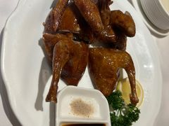 招牌红烧乳鸽-太平馆西餐厅(北京路店)