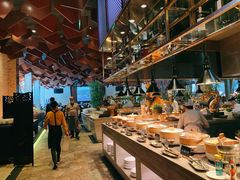 自助取餐区-隐秀山居酒店·秀厨融合西餐厅