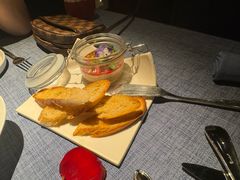 -弦月窗LUNETTE BY AMANDA(复兴路店)