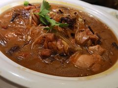 小鸡炖蘑菇-上关雪東北菜(中房金谊店)