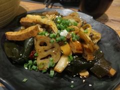 卤拼素菜-嘎嘎鸭脑壳(金沙店)