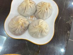 -笑来喜馄饨小笼工坊(通扬路店)