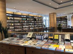 -简屋书店