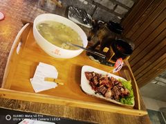 -乔家小院•非遗驴肉•本地小海鲜(滨河路店)