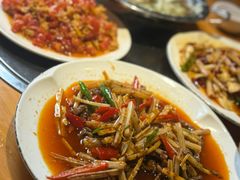 -大众跷脚牛肉馆·非遗传承单位(峨眉山店)