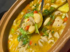 -李双猪·小龙虾·烧烤·羊肉煲(乐山店)