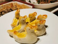 特色小鸭酥-四季民福烤鸭店(外滩外白渡桥店)