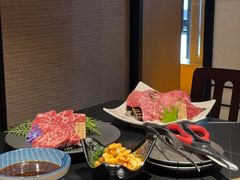 -山川小町·极番烧肉(新地假日广场店)