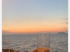 -Sunset Bar(丹绒亚路香格里拉店)
