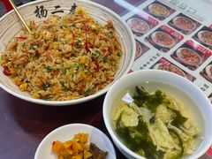 -扬二春炒饭(国庆路总店)