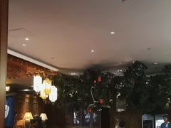 -八府香鸭·啫啫煲(华山路店)