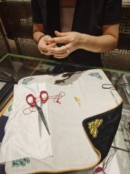 -北京七彩云南翡翠珠宝旗舰店(月坛店)