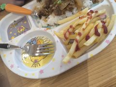 -暖食光·台式家庭餐厅·生日主题店(万达店)
