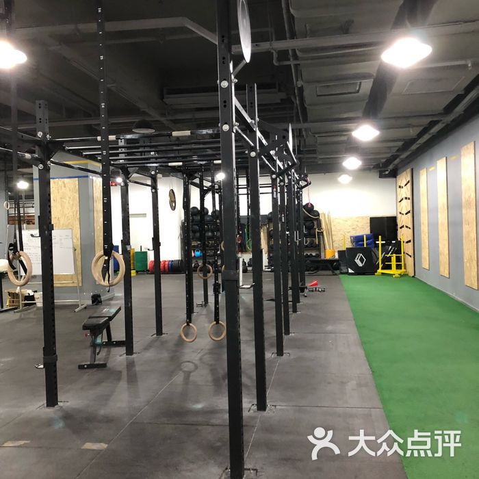 crossfit shifu美式综合体能训练馆