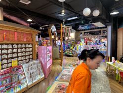 -卡通尼乐园(新达汇三林店)