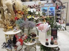 -花邻FloweringLife花艺气球派对(武康大楼店)