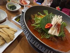 -喇喇排骨火锅·传统韩式脊骨汤(望京西园总店)