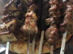 -烤肉小伙烤肉店