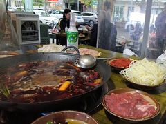 -黄潇洒老火锅(九眼桥宏济巷店)