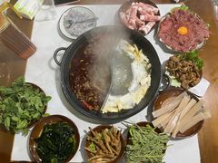 -重庆故事姊妹老火锅(财经学院店)