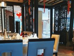 -三亚湾海居铂尔曼度假酒店